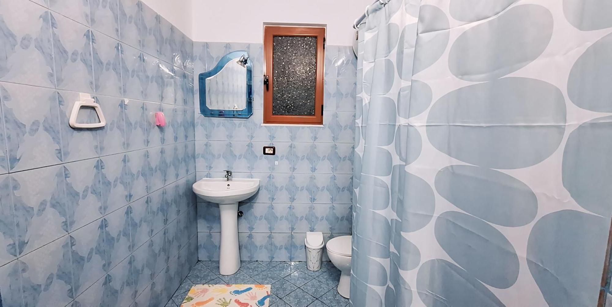 Promenade Apartment In City Centre Berat Exterior foto